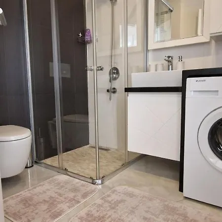 Tower Seaside Mahmutlar Apartment Alanya